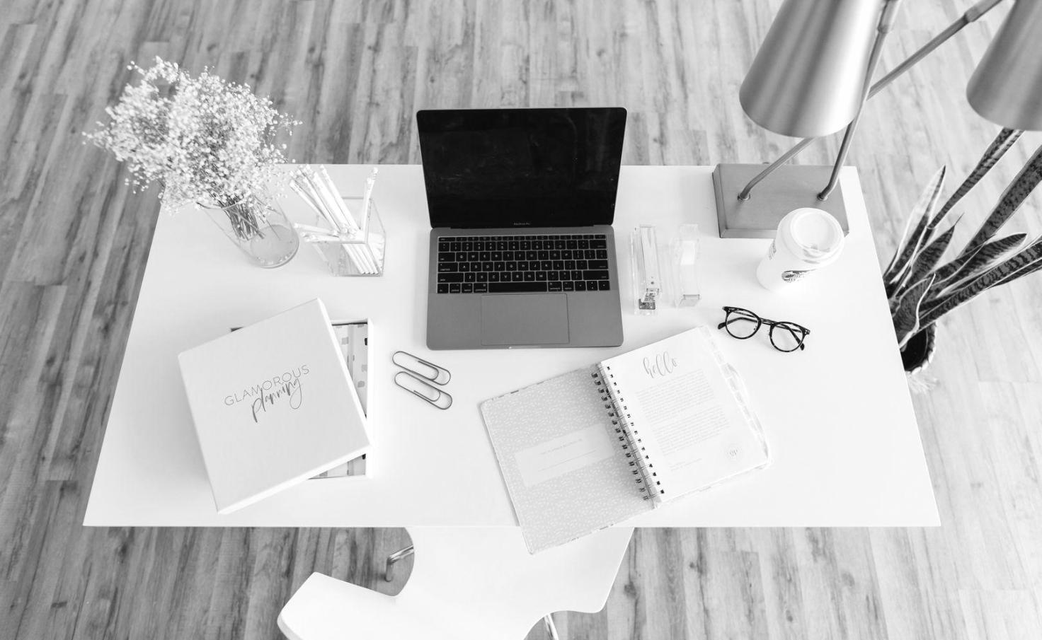 Savings planning documents and goal tracking sheets